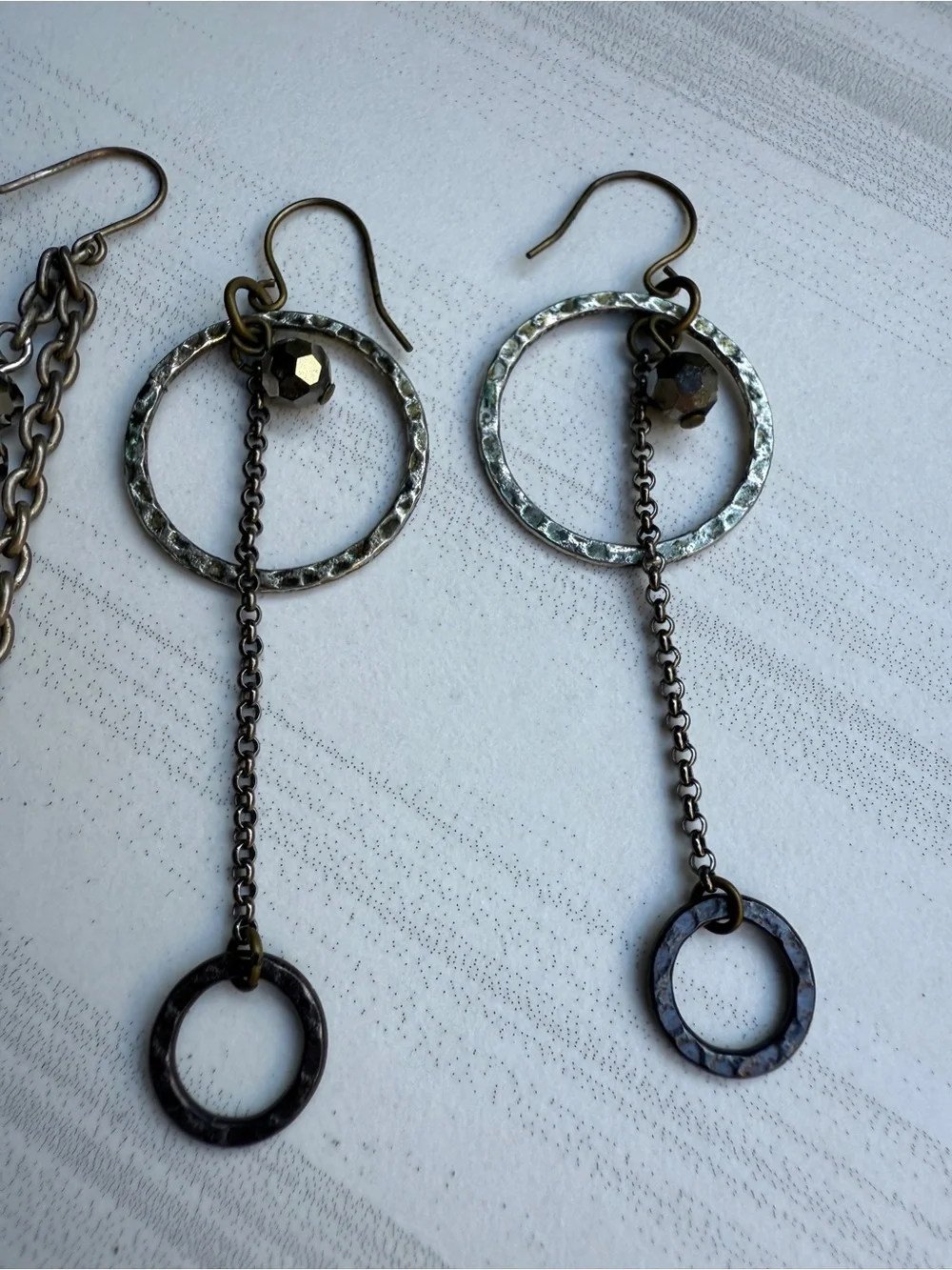 3️⃣Pairs of Artisan Handcrafted Earrings Metal Tones Faceted Glass Beads 3”+Long - Picture 5 of 15